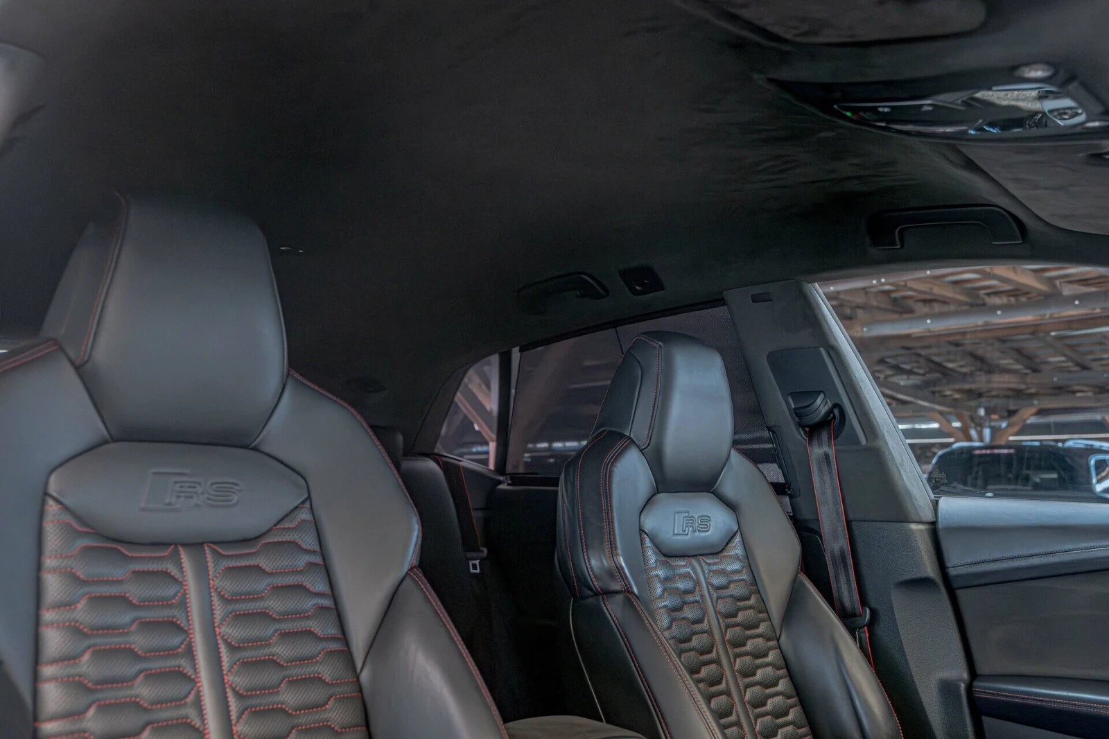 Audi RSQ8 4.0TFSI/Bang&Olufsen/Carbon/Керамика/Камера 360/, снимка 12 - Автомобили и джипове - 53785855