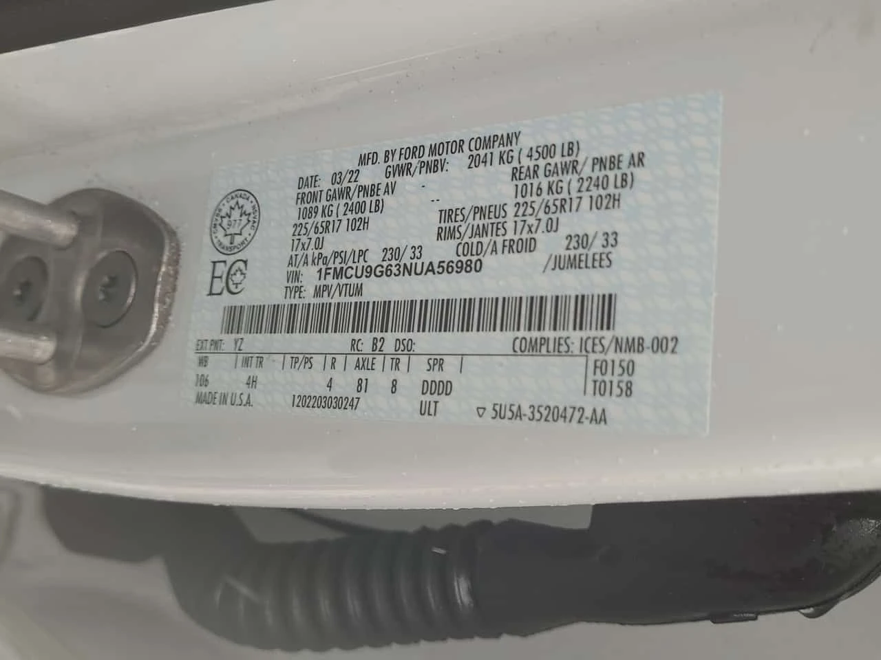 Ford Escape * SE * * ЗАДНА КАМЕРА* * ПОДГРЕВ* , снимка 17 - Автомобили и джипове - 54017758