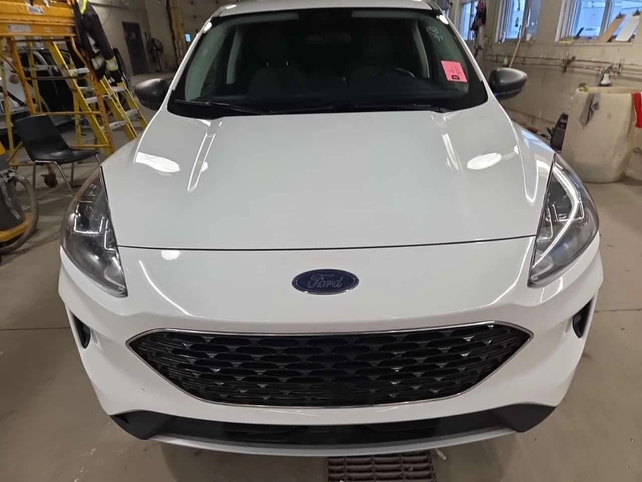 Ford Escape * SE * * ЗАДНА КАМЕРА* * ПОДГРЕВ* , снимка 5 - Автомобили и джипове - 54017758