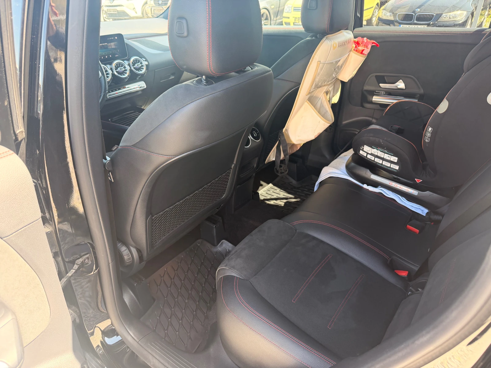 Mercedes-Benz GLA 200 AMG 4x4, снимка 8 - Автомобили и джипове - 54227006