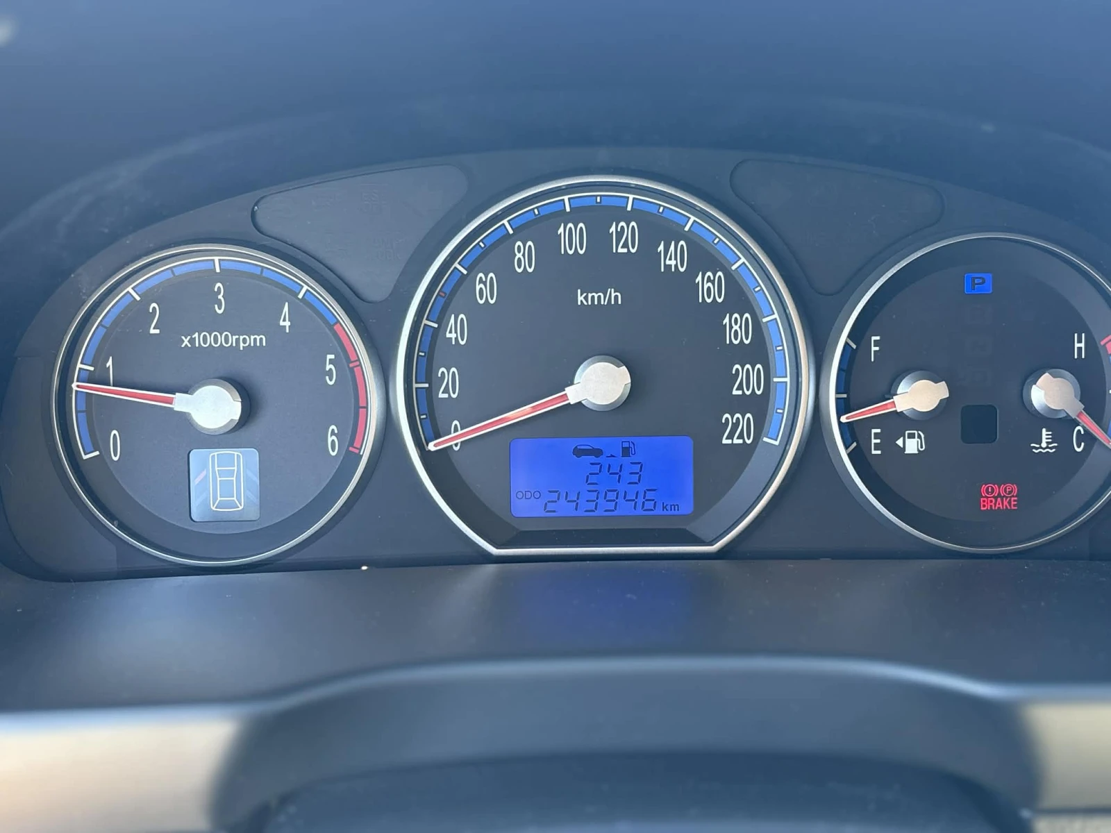 Hyundai Santa fe, снимка 11 - Автомобили и джипове - 54259351