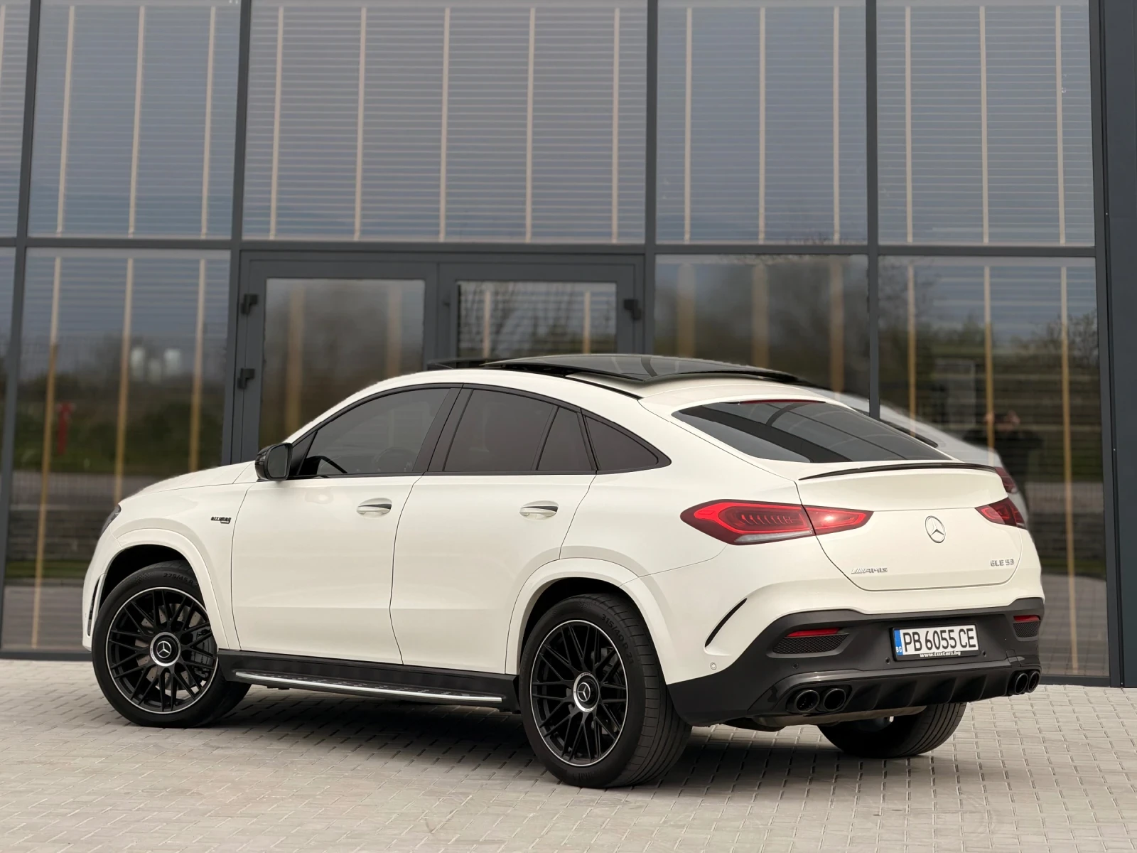 Mercedes-Benz GLE 53 4MATIC COUPE, MILD HIBRID, снимка 6 - Автомобили и джипове - 54953288