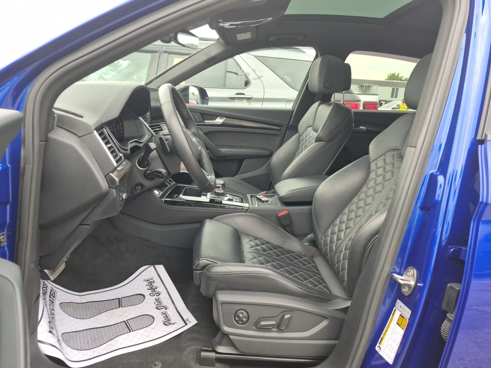 Audi SQ5 * * CARFAX * * АВТО КРЕДИТ * * , снимка 5 - Автомобили и джипове - 54989912
