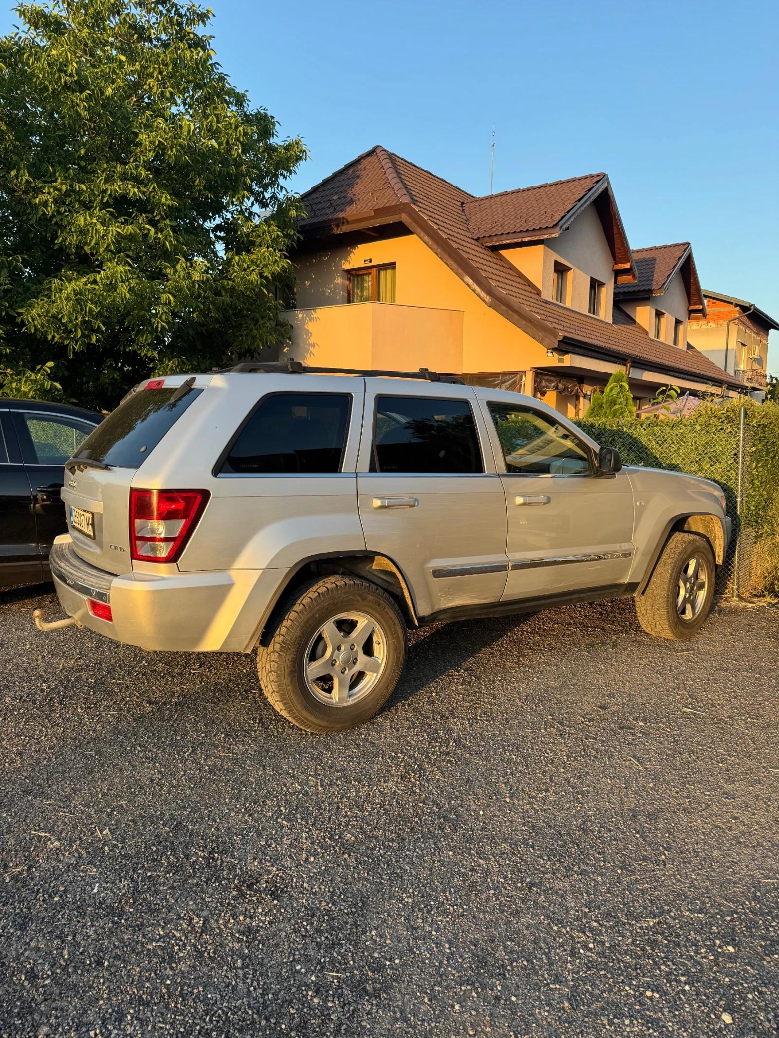 Jeep Grand cherokee WK, снимка 3 - Автомобили и джипове - 55081454
