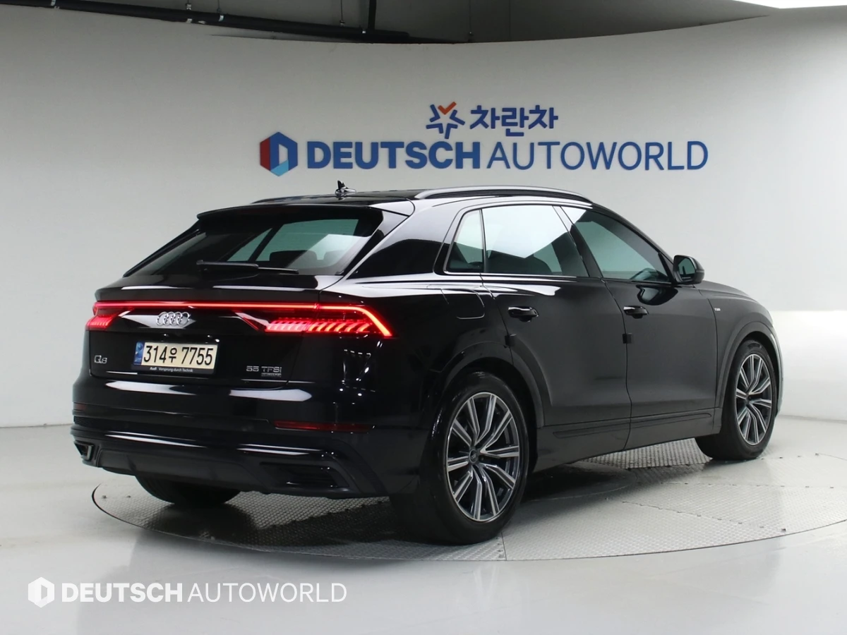 Audi Q8 55 TFSI quattro* SOFT CLOSE* HUD* 360* КРАЙНА ЦЕНА, снимка 2 - Автомобили и джипове - 55366996