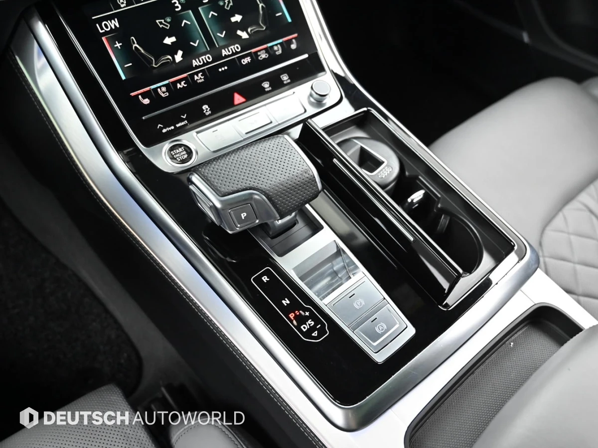 Audi Q8 55 TFSI quattro* SOFT CLOSE* HUD* 360* КРАЙНА ЦЕНА, снимка 10 - Автомобили и джипове - 55366996