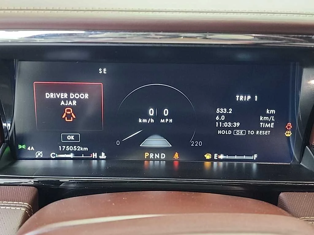 Lincoln Navigator 3.5* BLIND SPOT* МАСАЖ* HUD* 360* ЛЮК* КРАЙНА ЦЕНА, снимка 6 - Автомобили и джипове - 55595189