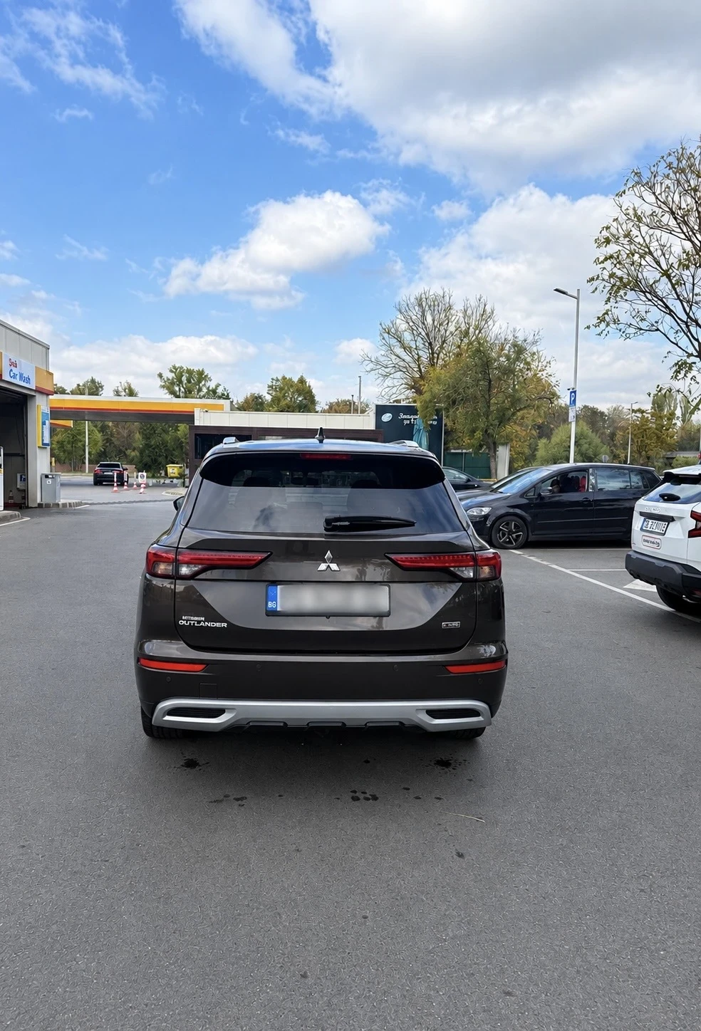 Mitsubishi Outlander 2.5L AWD 7 места, снимка 2 - Автомобили и джипове - 56712749
