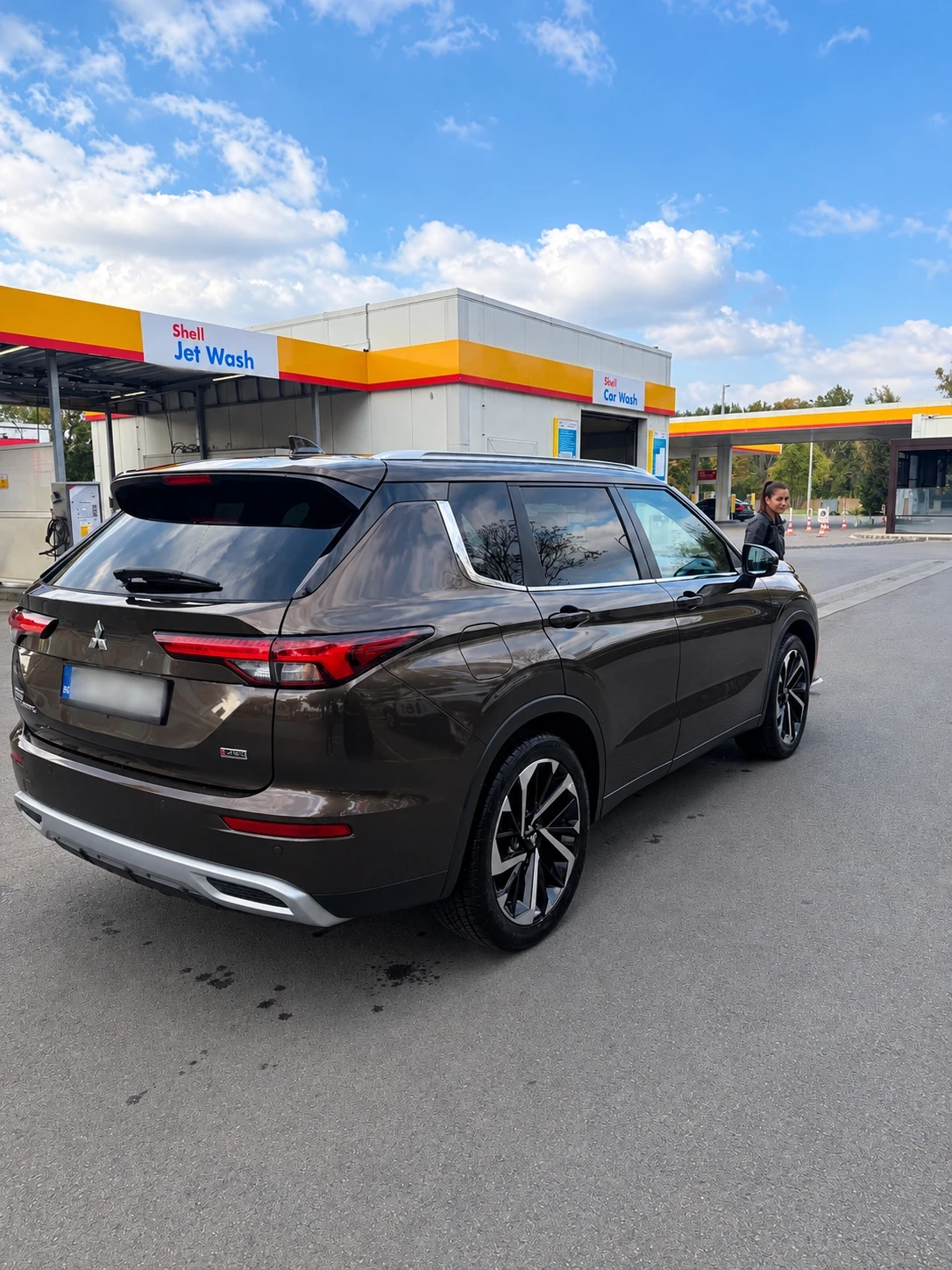 Mitsubishi Outlander 2.5L AWD 7 места, снимка 3 - Автомобили и джипове - 56712749