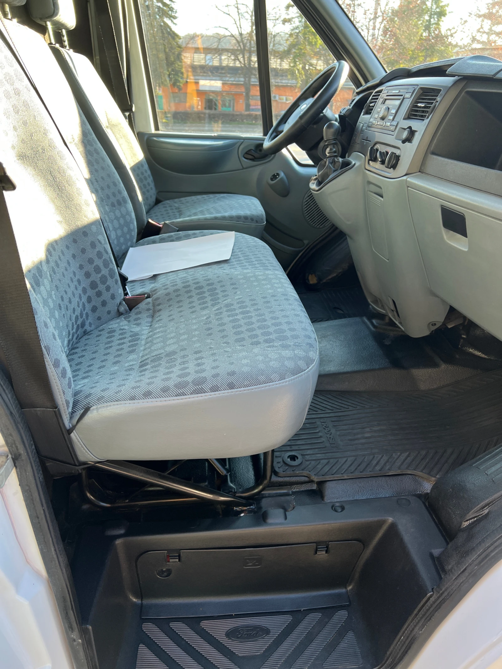 Ford Transit 2.2 T350 - изображение 10