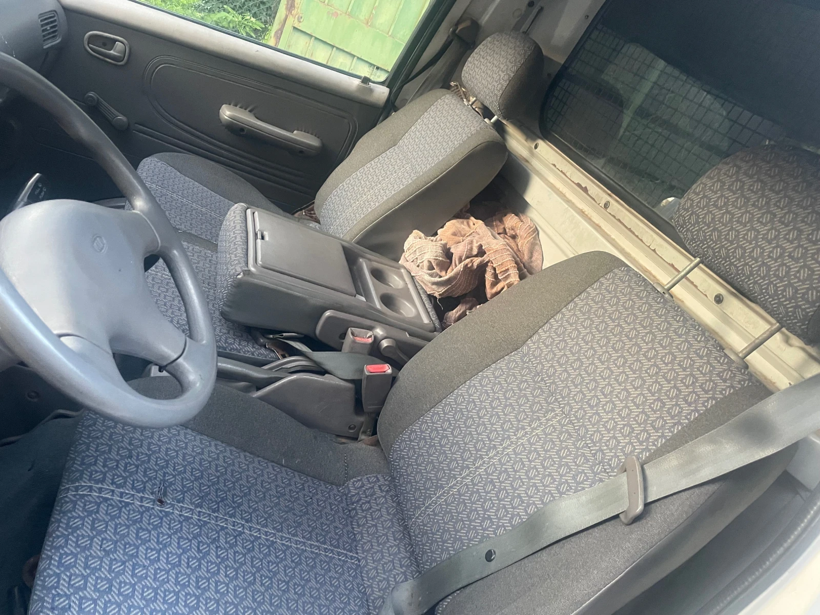 Kia Preggio 2.5 TD, снимка 13 - Бусове и автобуси - 55469363