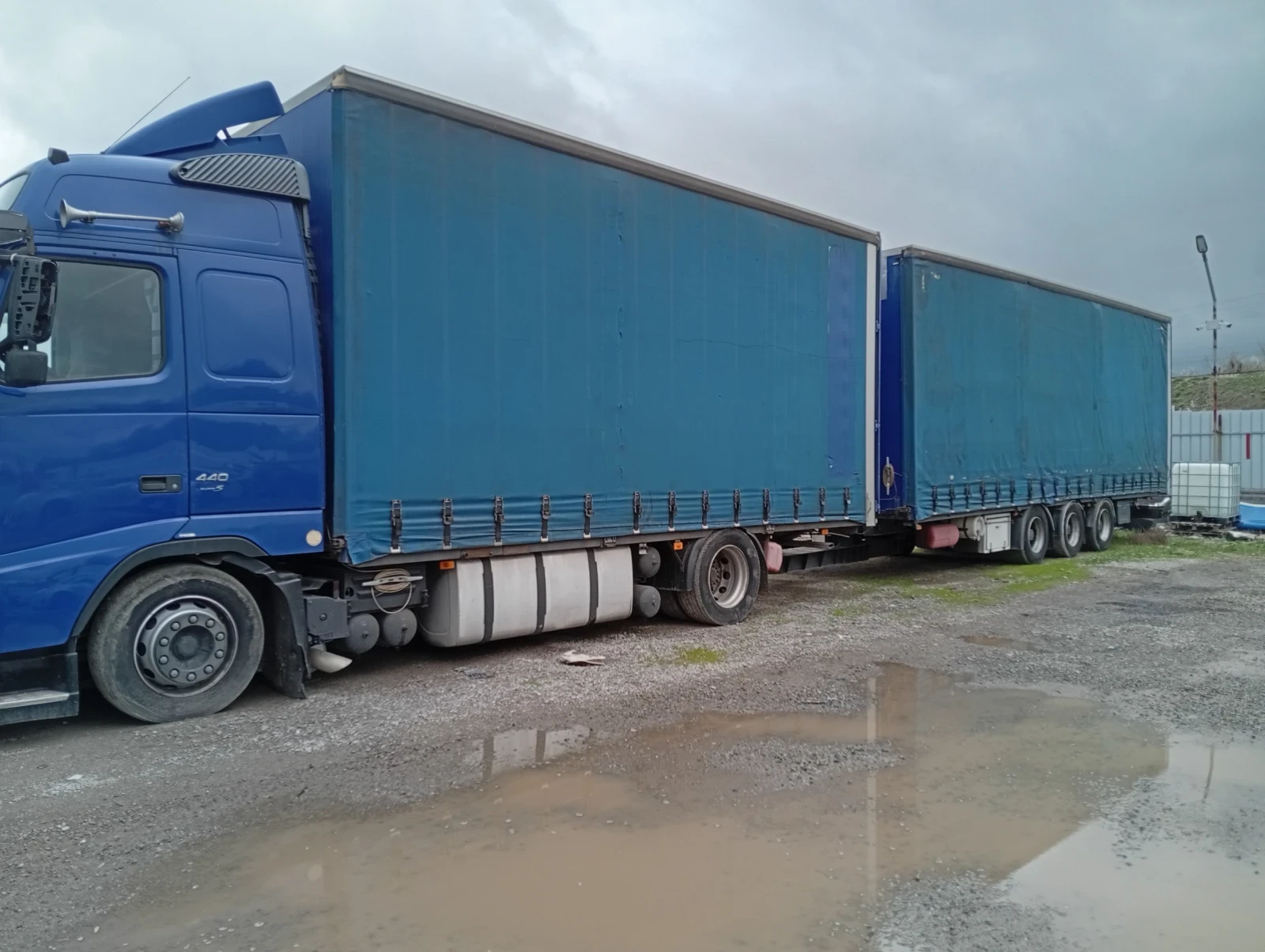 Volvo F12  - изображение 5