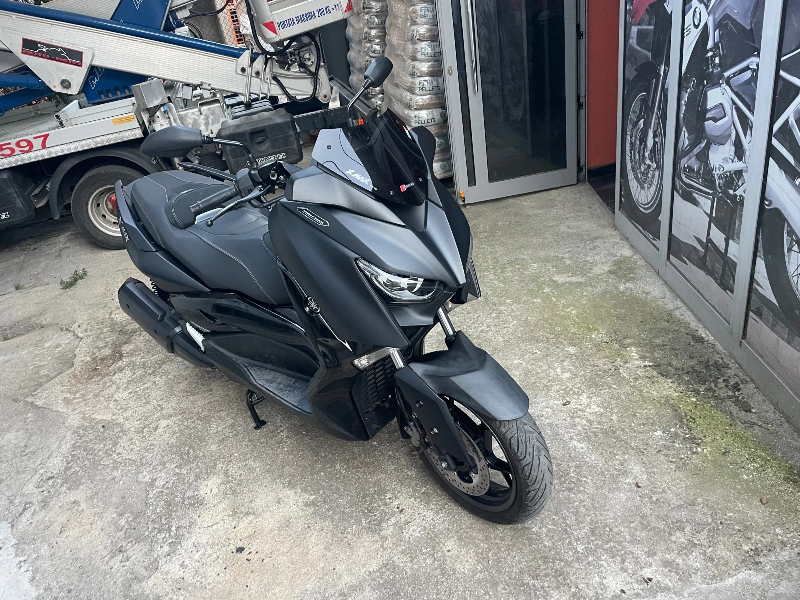 Yamaha X-max 300 iron max, снимка 2 - Мотоциклети и мототехника - 55955135
