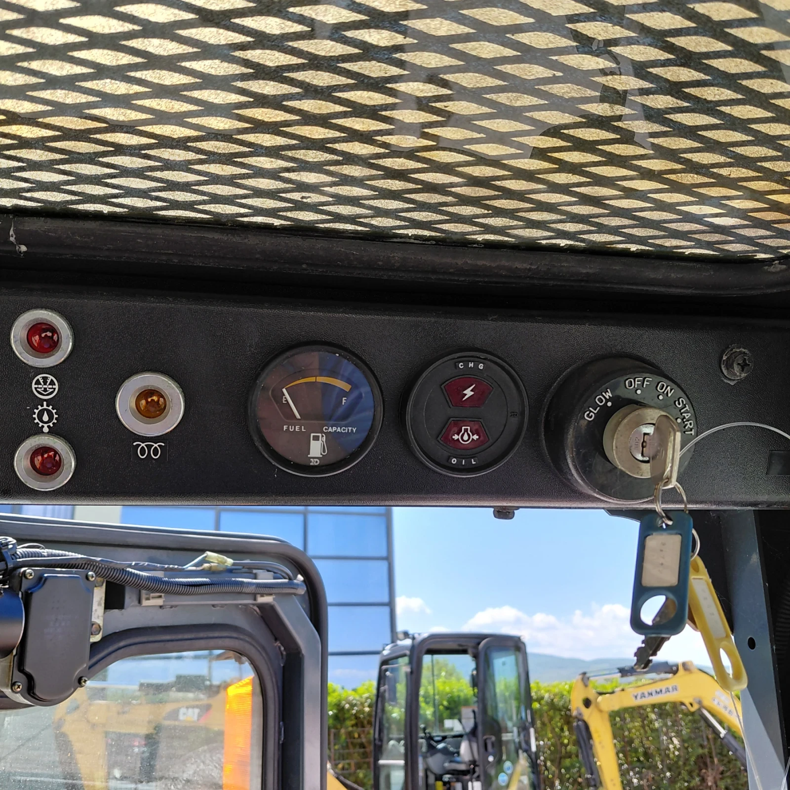 Мини челни товарачи Bobcat Toyota 4SDKL5 * НАЛИЧЕН * ТОП СЪСТОЯНИЕ * , снимка 13 - Индустриална техника - 53093312