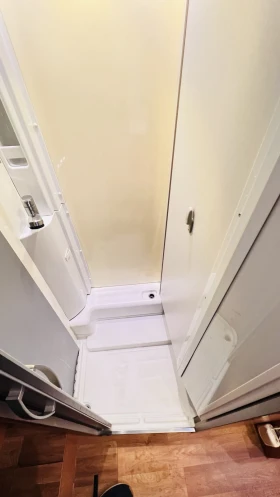 Кемпер Mercedes-Benz  Hymer MLT Автоматик, Солар, KЛИМАТИК ИНВЕРТОР, снимка 16