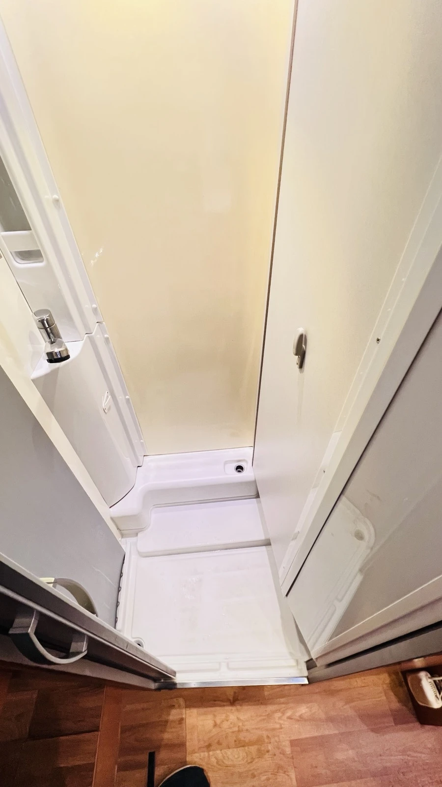  HYMER / ERIBA  580 , ,   | Mobile.bg   16