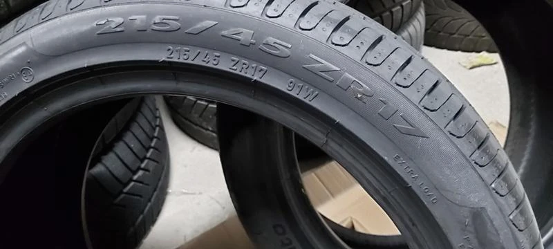 Гуми Летни 215/45R17, снимка 7 - Гуми и джанти - 32557485