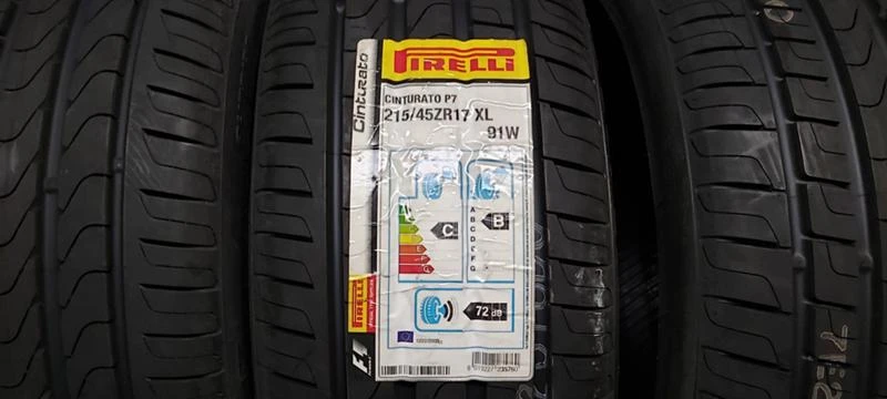 Гуми Летни 215/45R17, снимка 2 - Гуми и джанти - 32557485