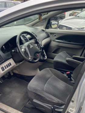 Mitsubishi Grandis 2.0d 7 местна - 4600 лв. / 2351.94 € - 19389610 7