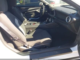 Chevrolet Camaro * 1LT* RS* BUY NOW*  - 15900 € / 31097.70 лв. - 27423398 5