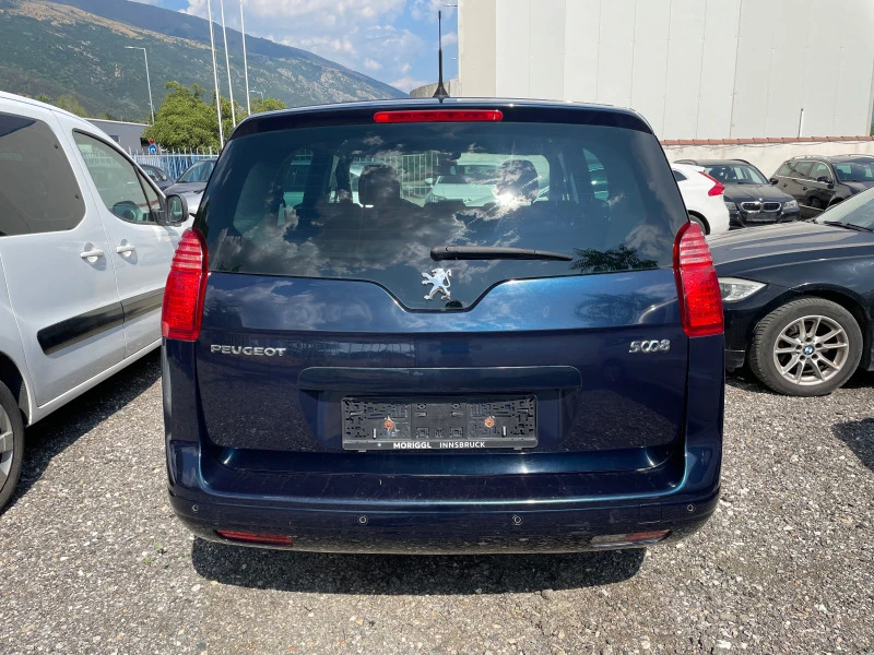 Peugeot 5008 1.6 HDI, снимка 12 - Автомобили и джипове - 46633612