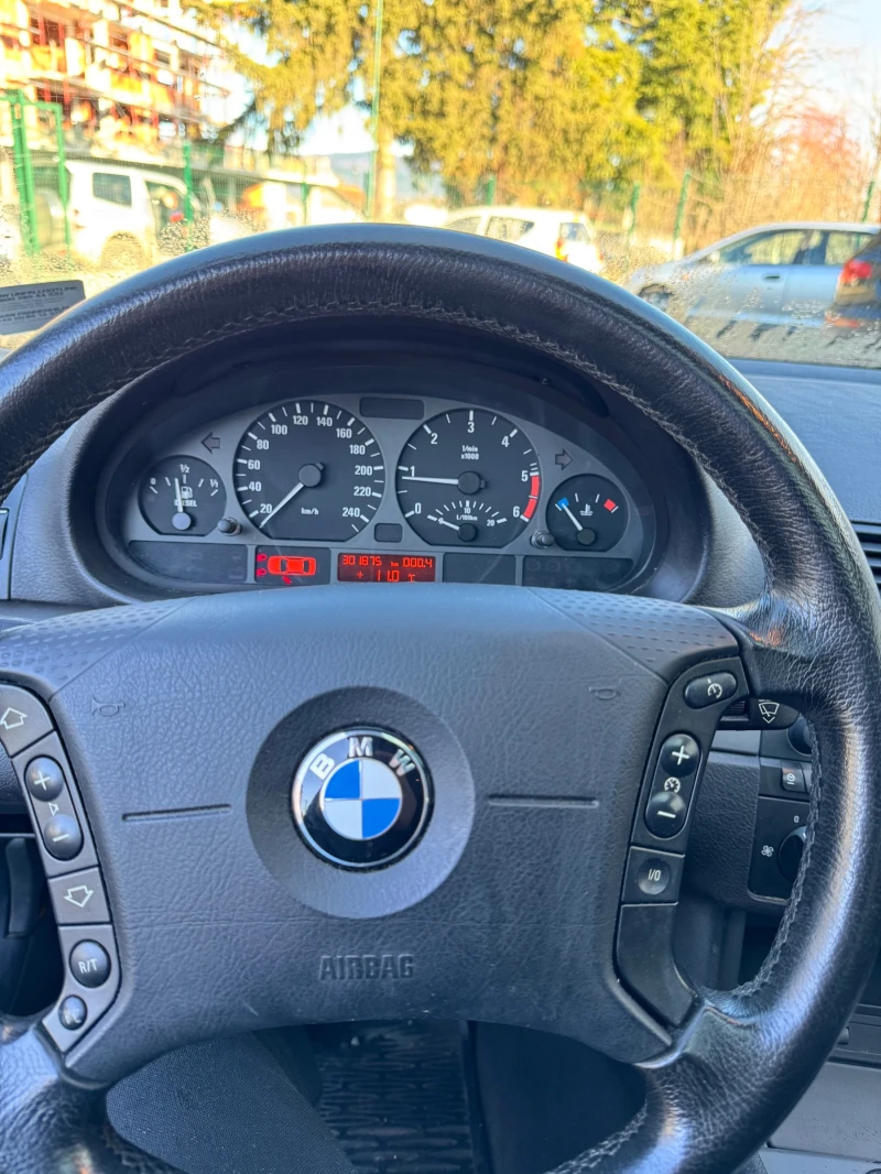 BMW 318 Td compact, снимка 4 - Автомобили и джипове - 48678980