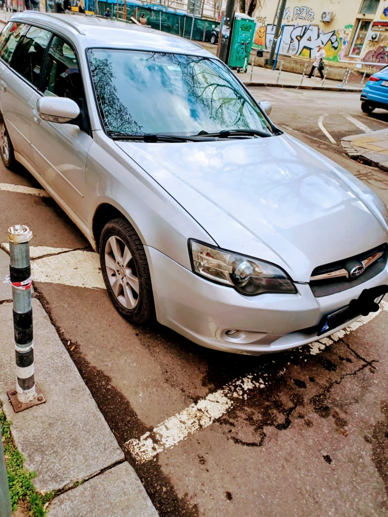 Subaru Legacy 2000i, снимка 1 - Автомобили и джипове - 48694444