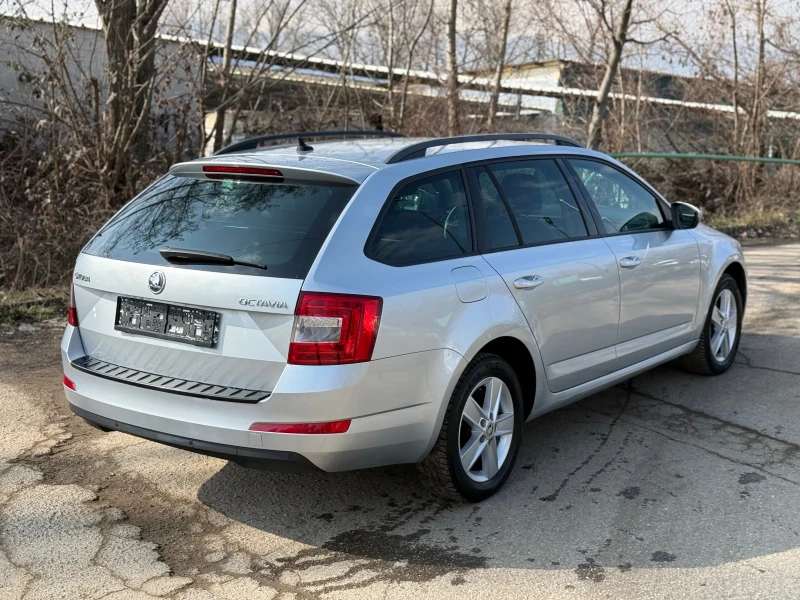 Skoda Octavia 2.0TDI AUTOMATIC , снимка 4 - Автомобили и джипове - 49480958