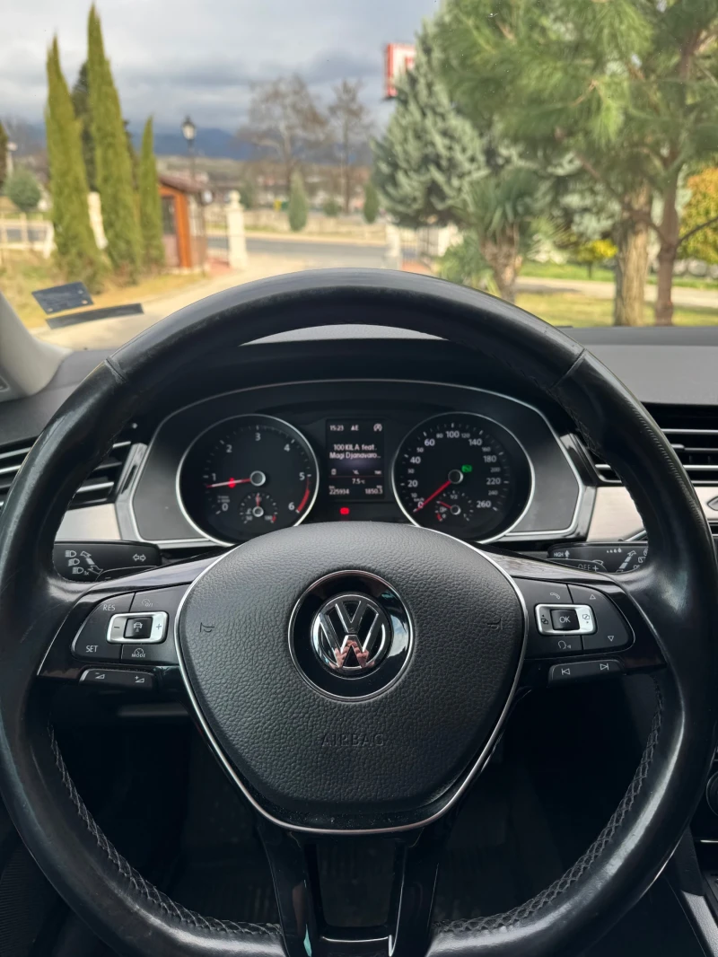 VW Passat 2.0 TDI Highline DSG , снимка 10 - Автомобили и джипове - 49560850