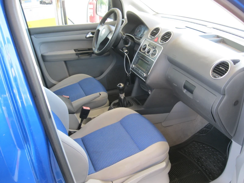 VW Caddy LiFE  FAMILY, снимка 12 - Автомобили и джипове - 51364675