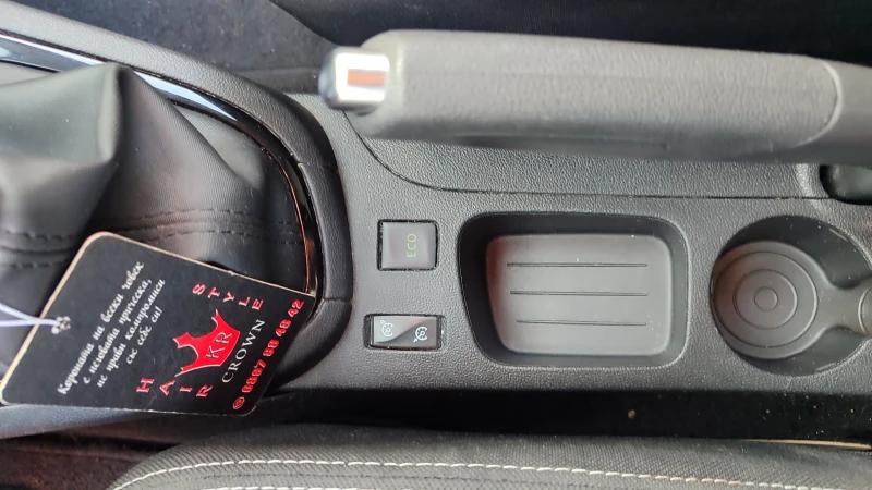 Renault Clio, снимка 12 - Автомобили и джипове - 52393941