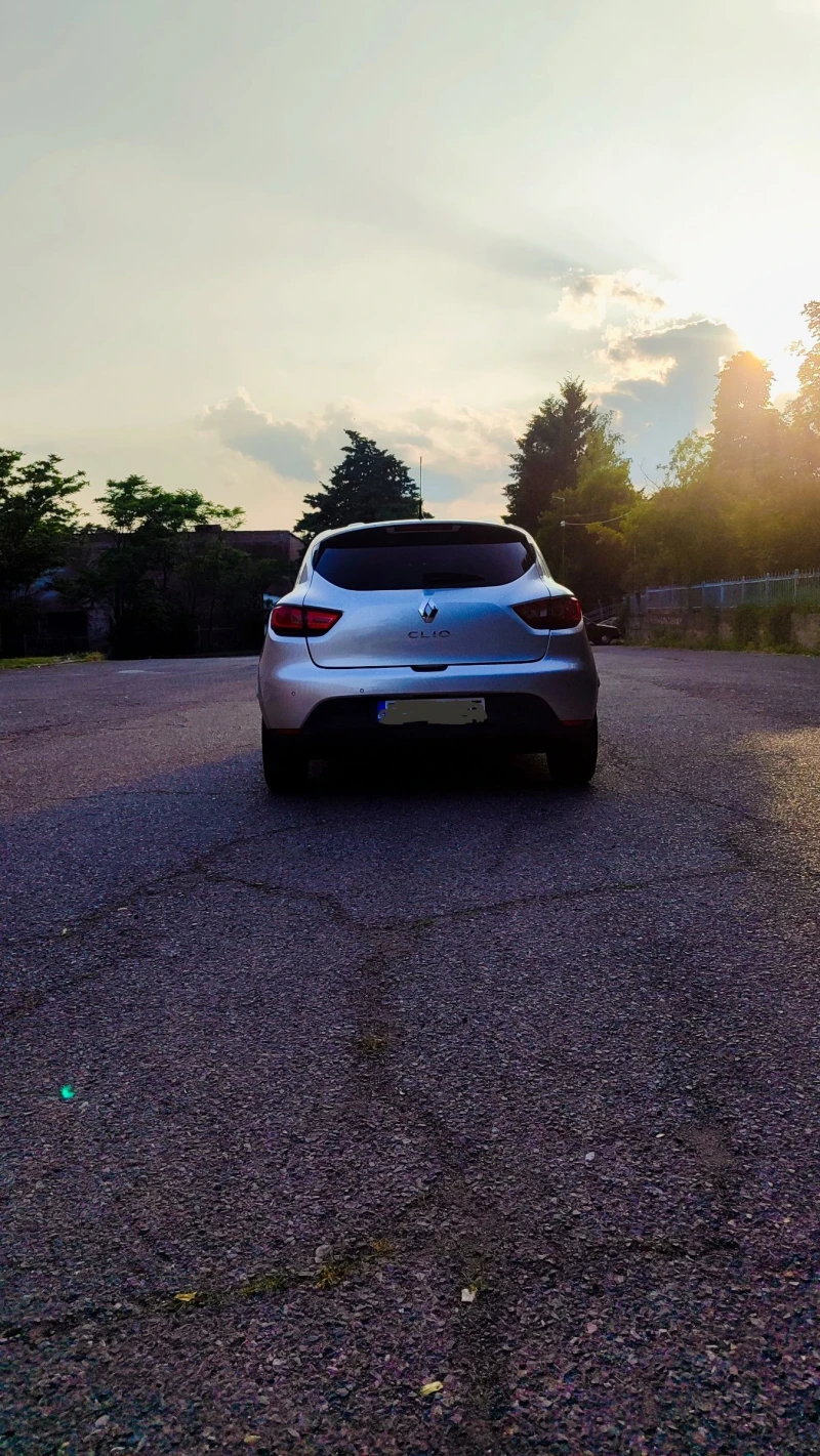 Renault Clio, снимка 7 - Автомобили и джипове - 52393941
