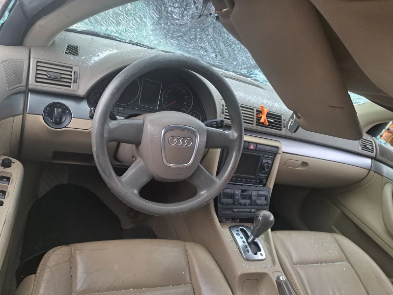 Audi A4 2.0 TDI, снимка 5 - Автомобили и джипове - 52695560