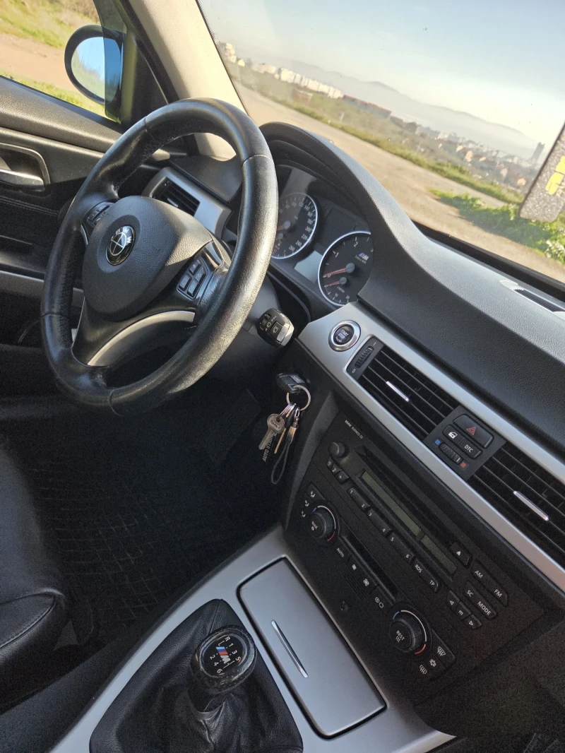BMW 320 2.0d, снимка 11 - Автомобили и джипове - 52848983