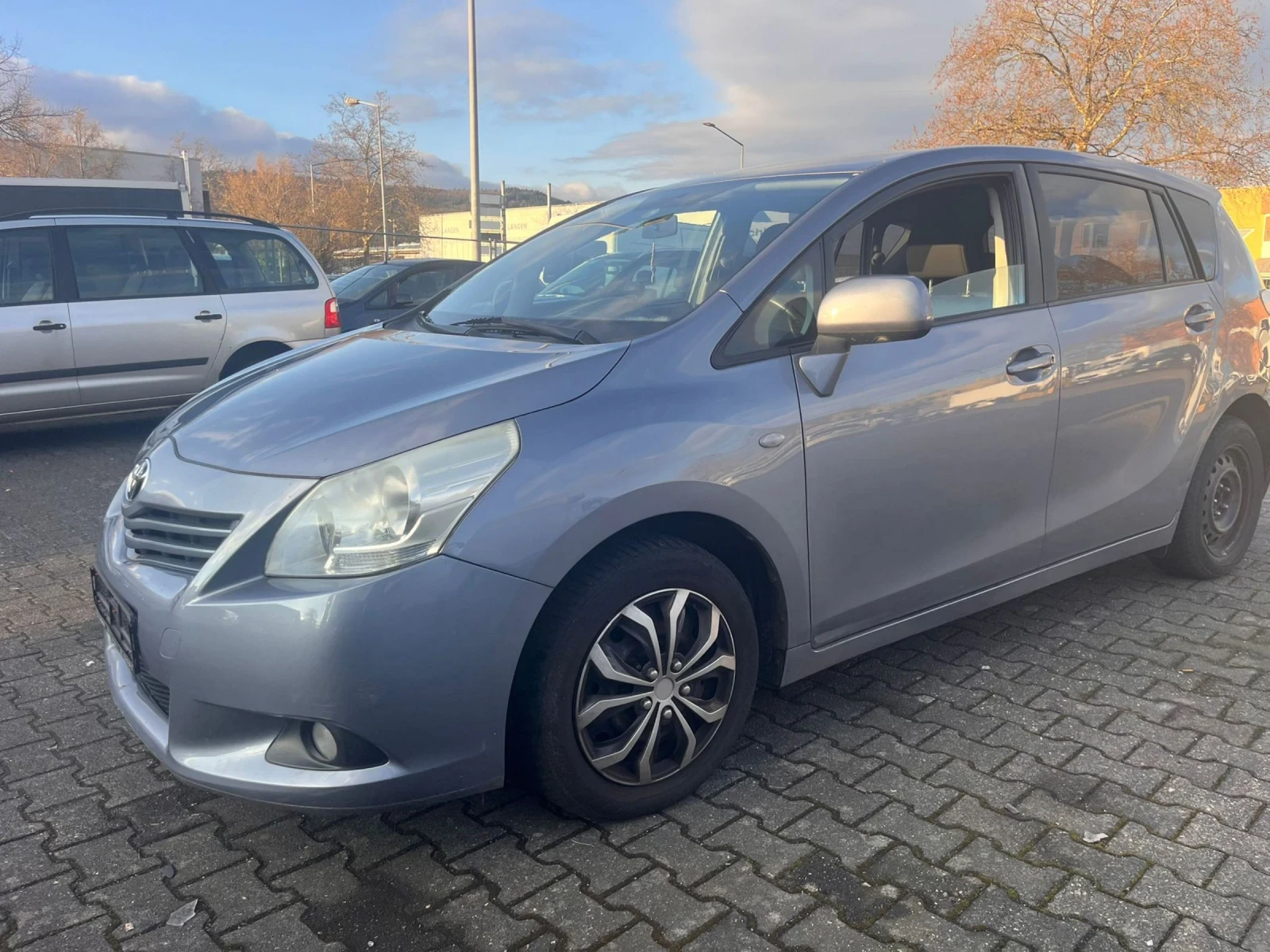 Toyota Corolla verso  - изображение 4