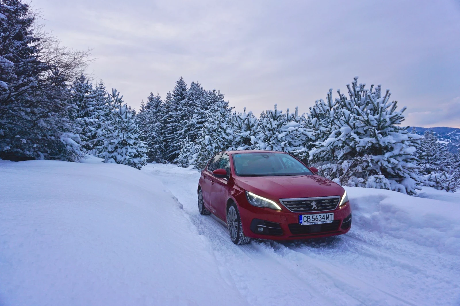 Peugeot 308 1.5 BlueHDI 130 S&S EAT8 Allure - изображение 3