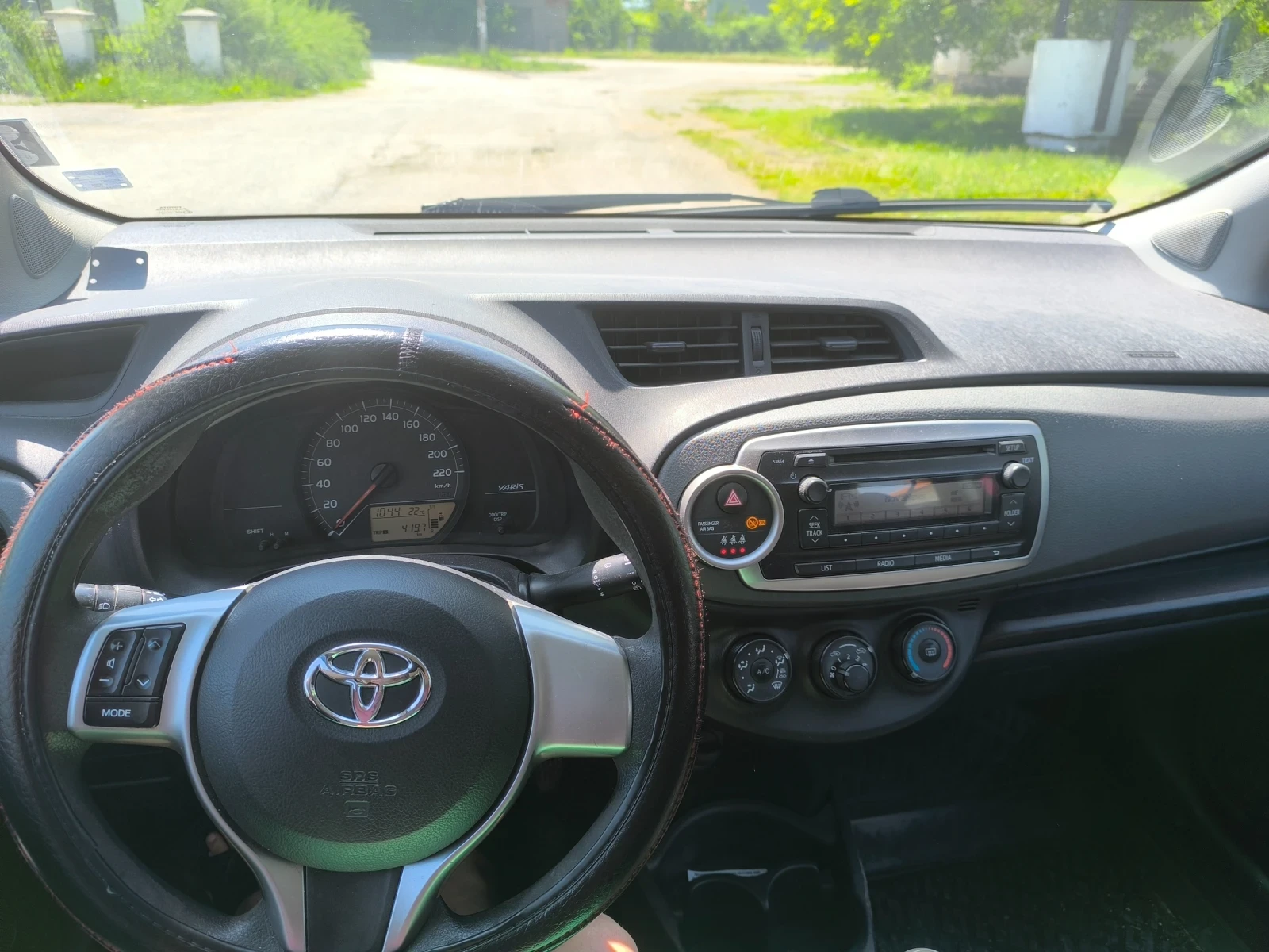 Toyota Yaris  - изображение 7