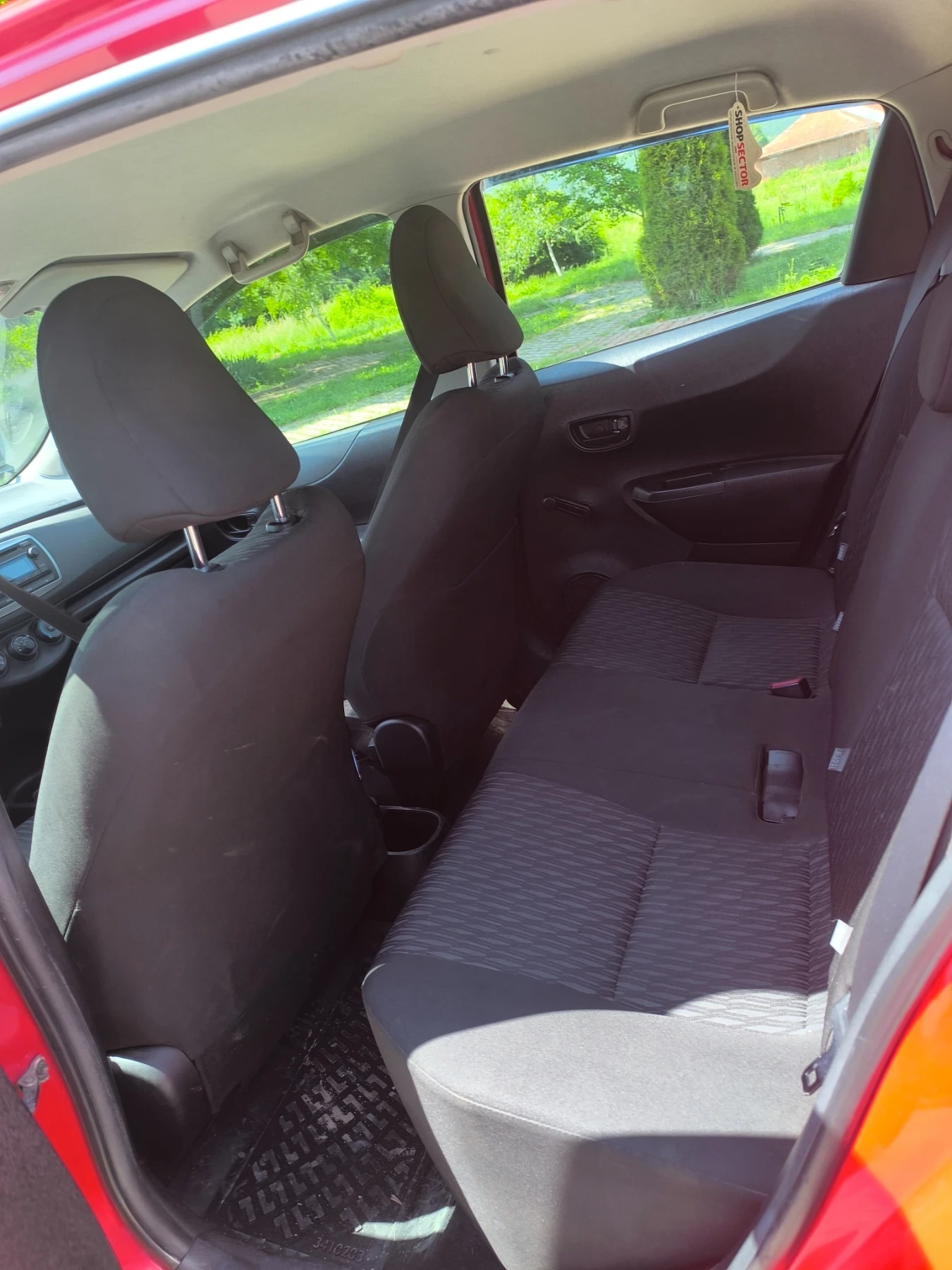 Toyota Yaris  - изображение 5