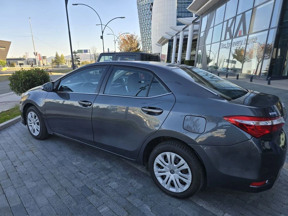 Toyota Corolla 1.3i |   | | Wi-fi | Mobile.bg   9