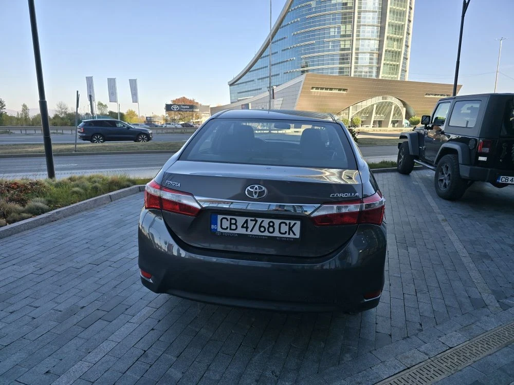 Toyota Corolla 1.3i |   | | Wi-fi | Mobile.bg   5