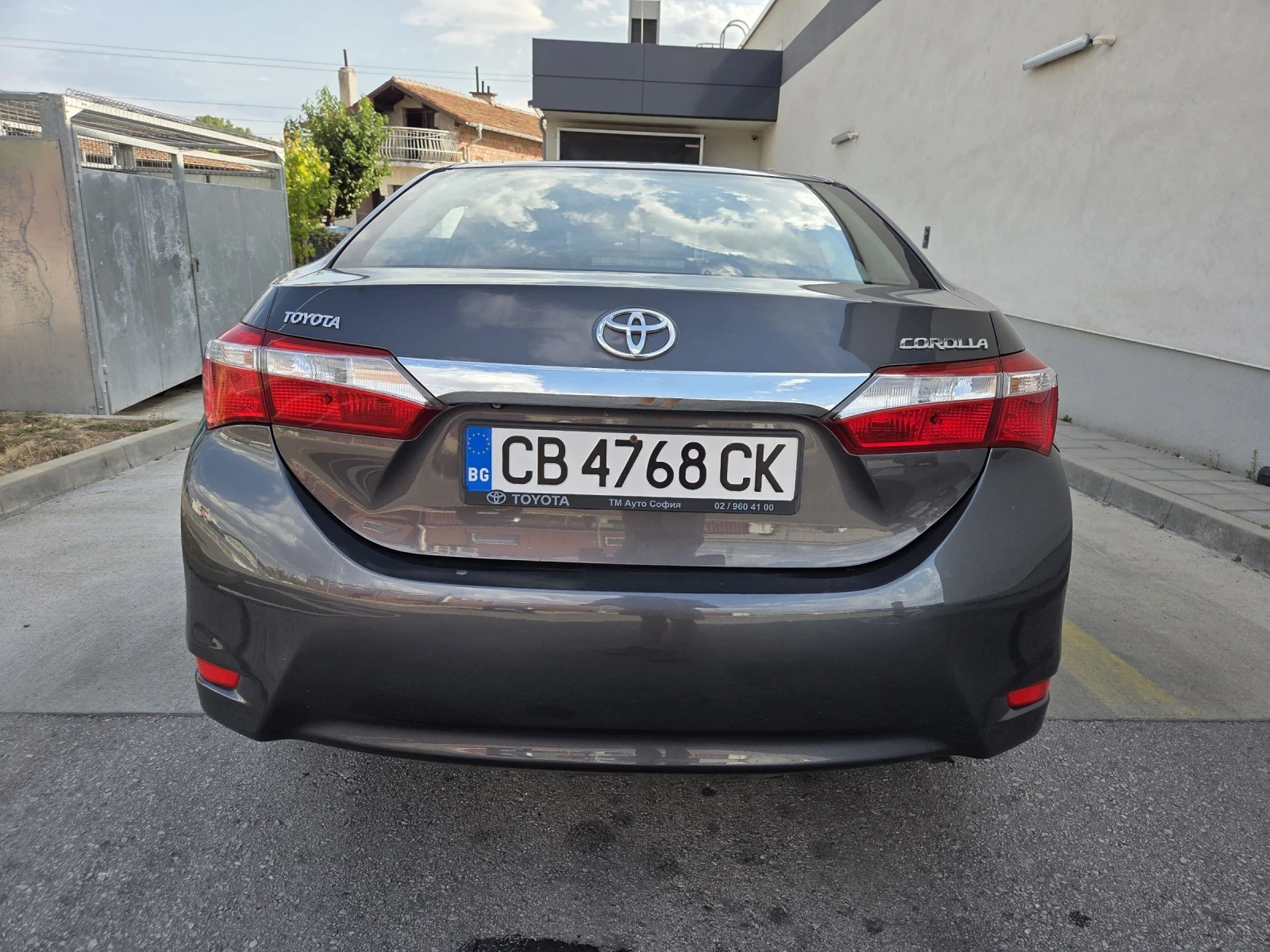 Toyota Corolla 1.3i /100kc| Безупречно Състояние | Камера| Wi-fi - изображение 4