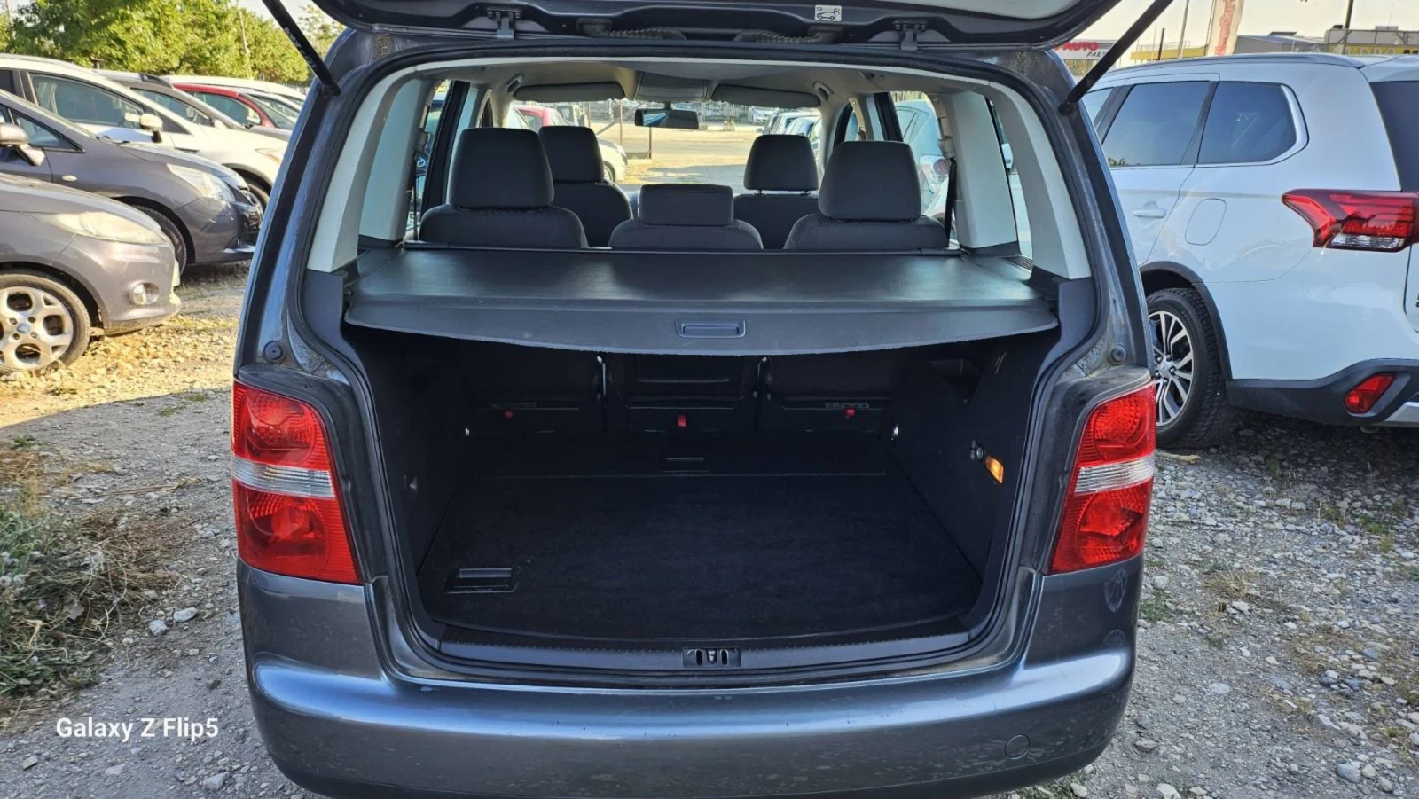 VW Touran 1.6i LPG 102кс. - изображение 10