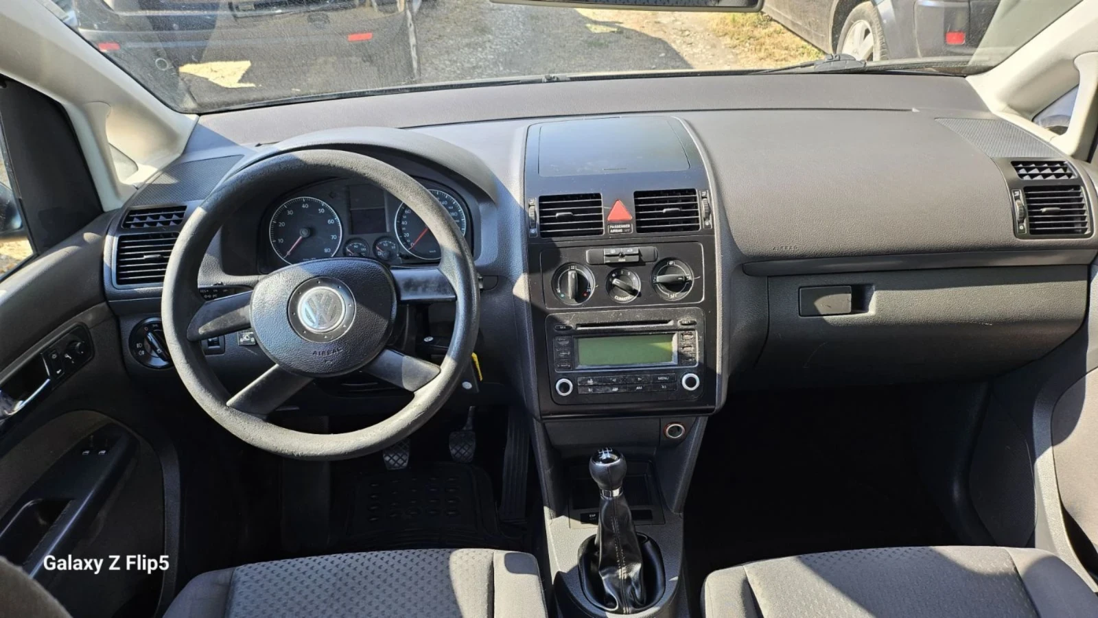 VW Touran 1.6i LPG 102кс. - изображение 9