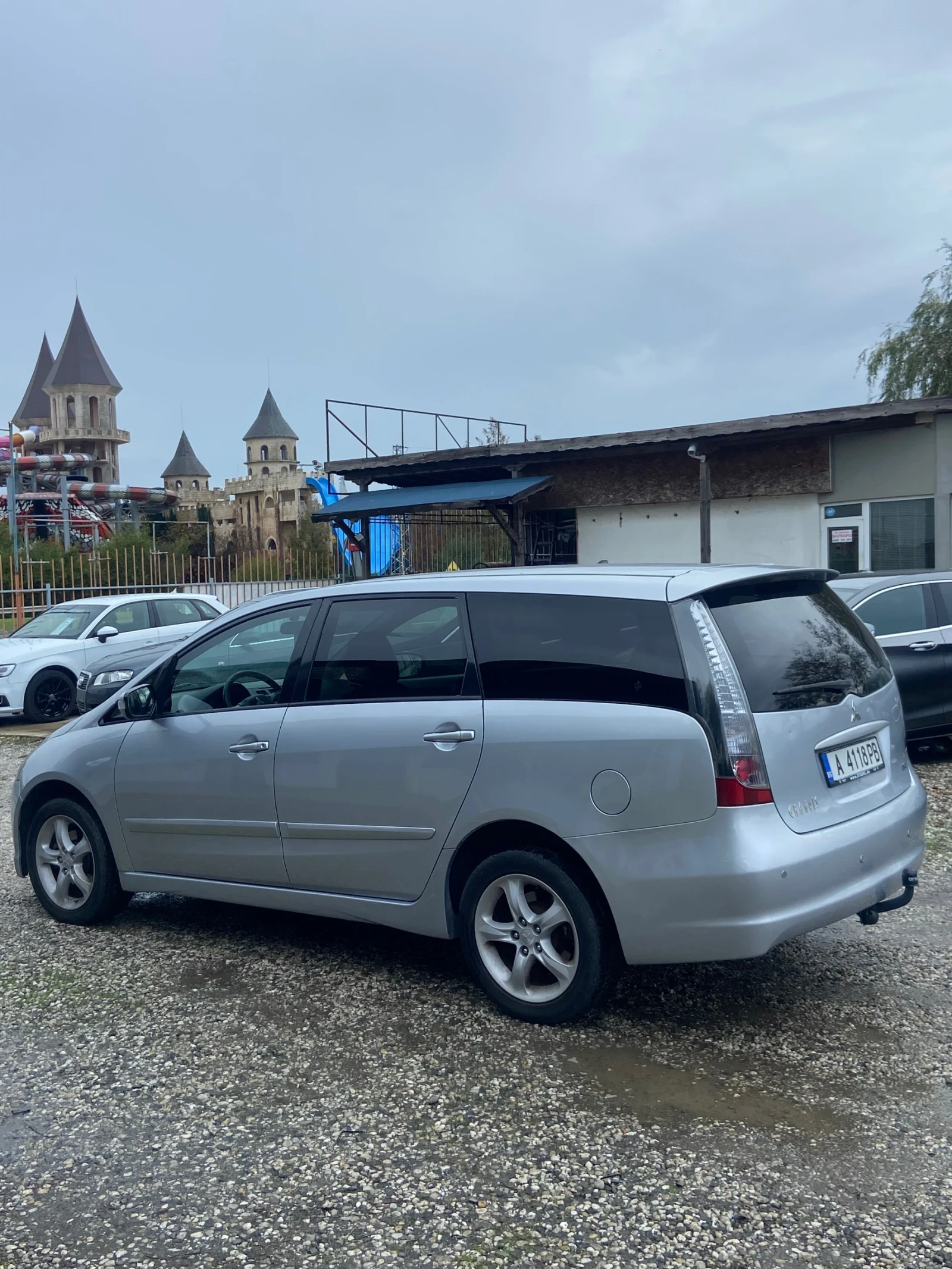 Mitsubishi Grandis 2.0d 7 местна - изображение 6