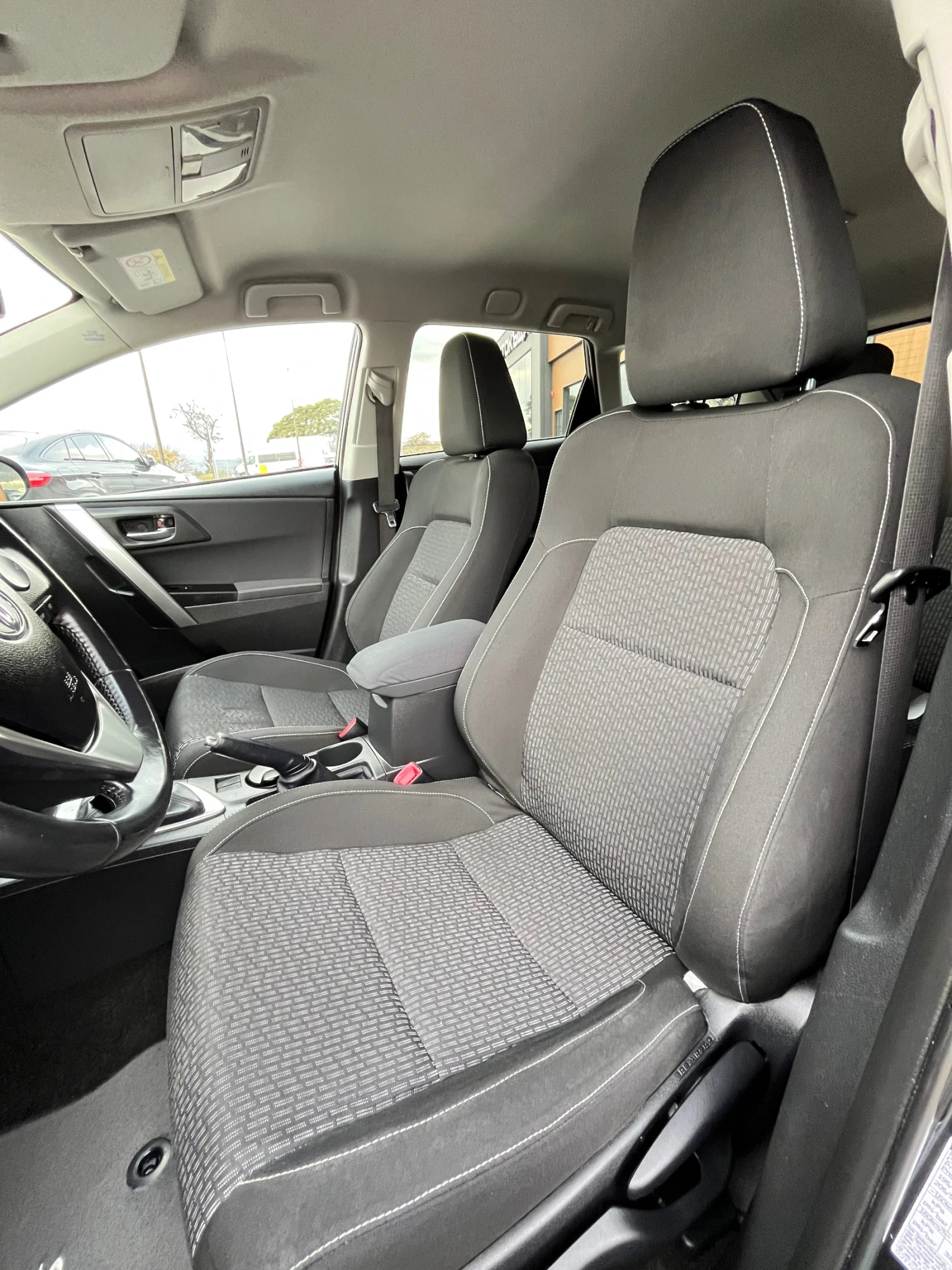 Toyota Auris 1.6i-132к.с. НАВИ;КАМЕРА;Keyless-Go;БЕЛГИЯ - изображение 6