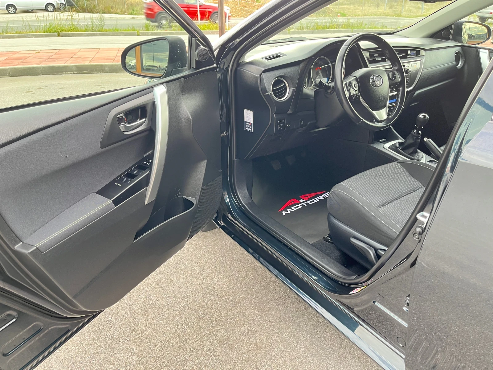 Toyota Auris 1.6i-132к.с. НАВИ;КАМЕРА;Keyless-Go;БЕЛГИЯ - изображение 5