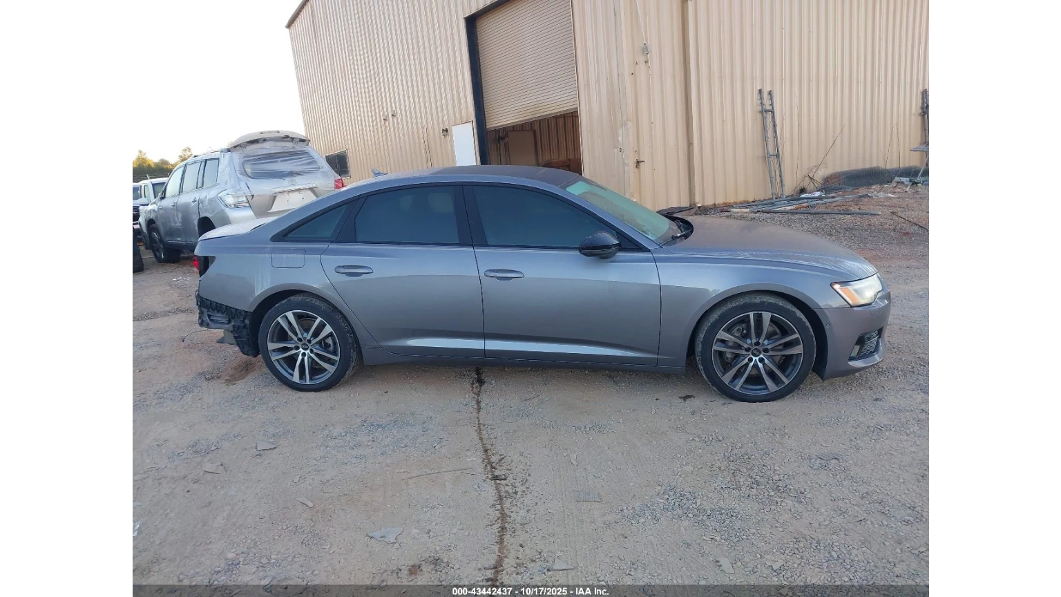 Audi A6 Premium Plus 45TFSI Quattro - изображение 8