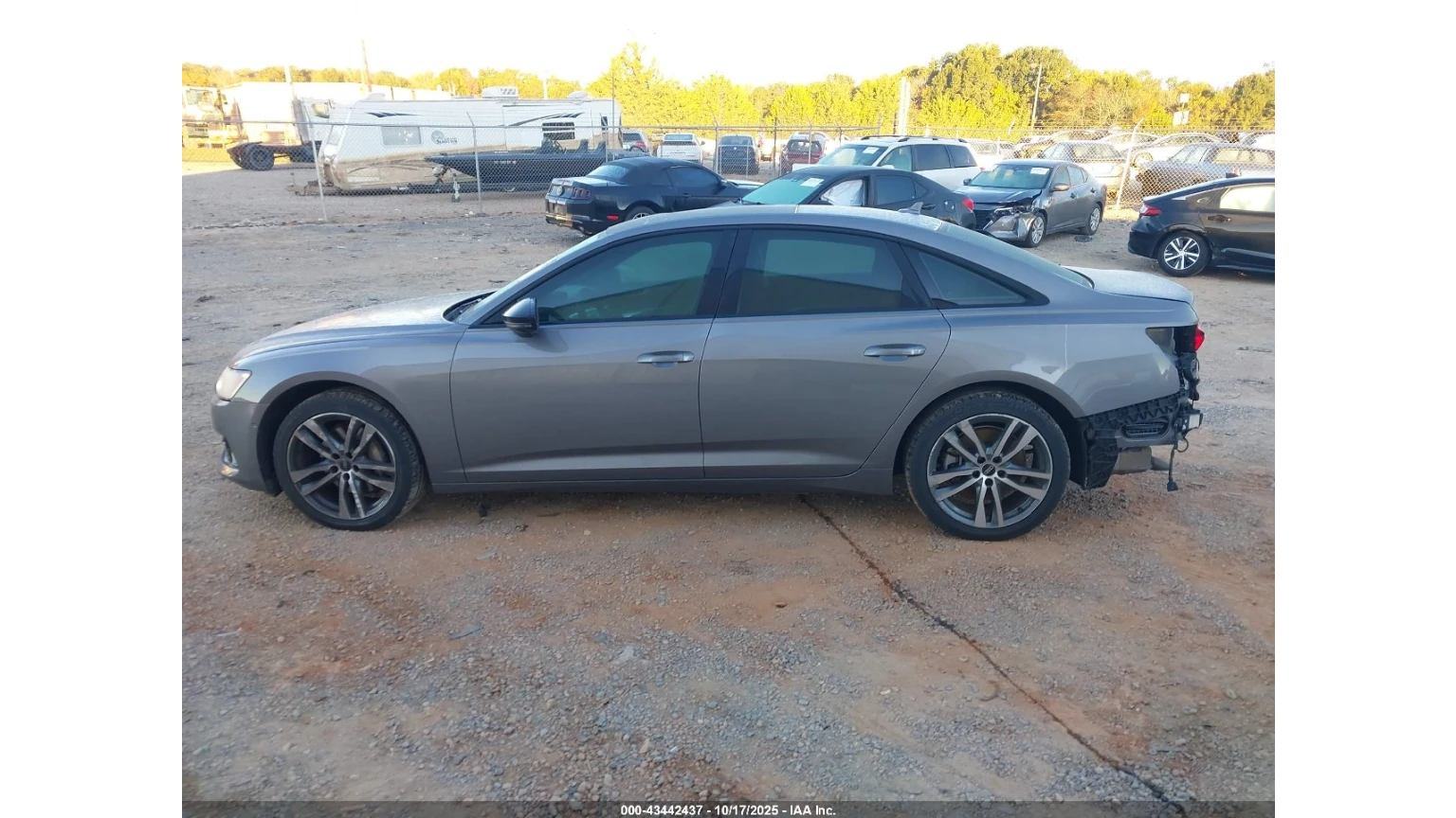 Audi A6 Premium Plus 45TFSI Quattro - изображение 6