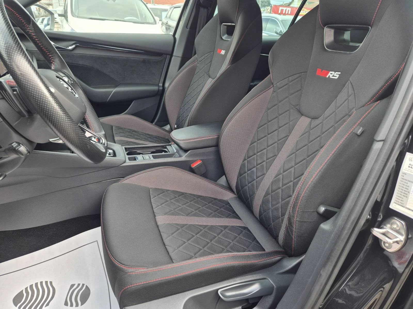 Skoda Octavia VRS-4×4-09.2022г-2.0D-СУПЕР СЪСТОЯНИЕ - изображение 7