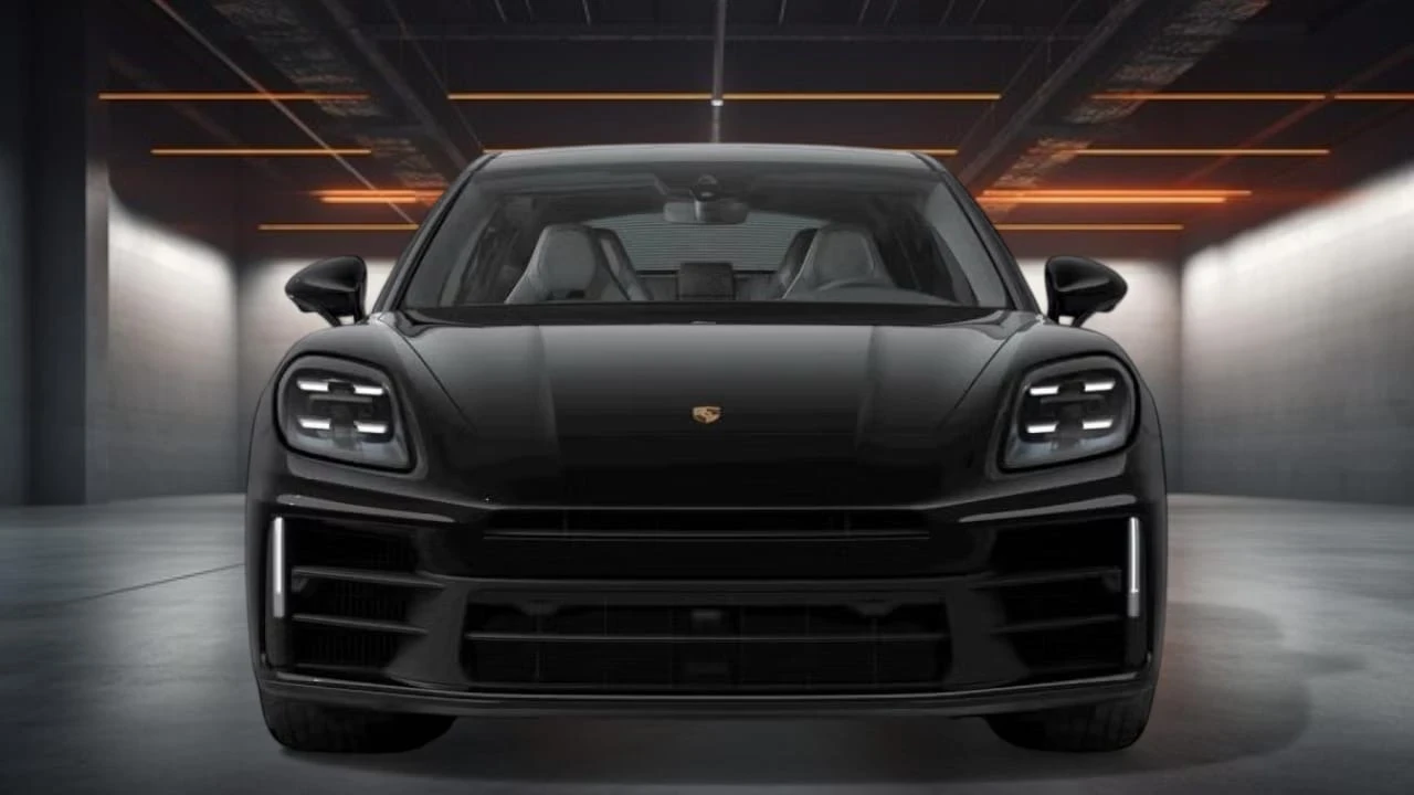 Porsche Panamera 4* FACELIFT* LED-MATRIX* ПАНО* BOSE* ГАРАНЦИЯ - изображение 2